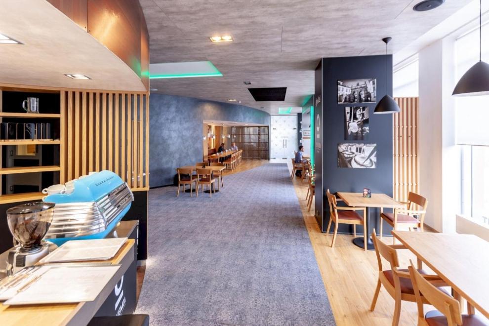 Steelhouse Hotel Тршинец Экстерьер фото