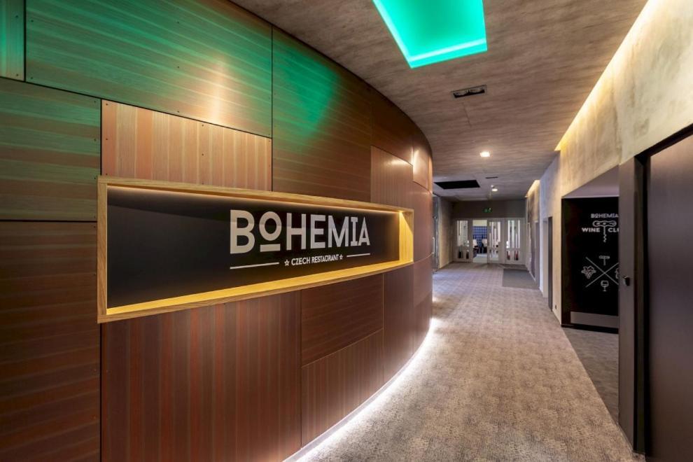 Steelhouse Hotel Тршинец Экстерьер фото