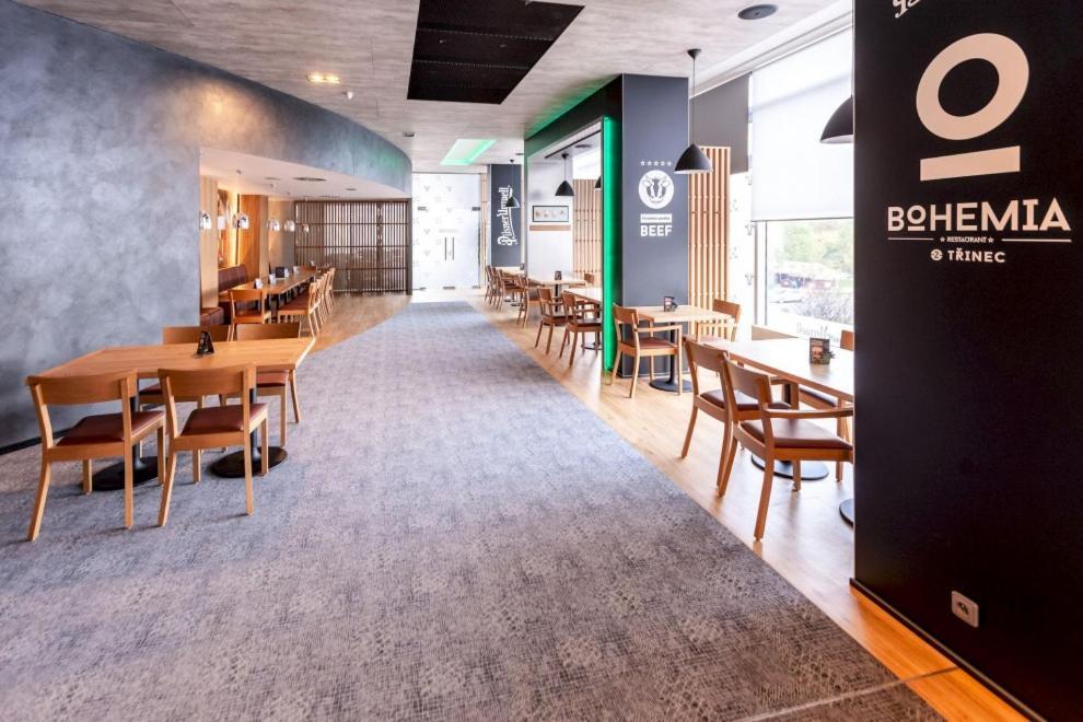 Steelhouse Hotel Тршинец Экстерьер фото