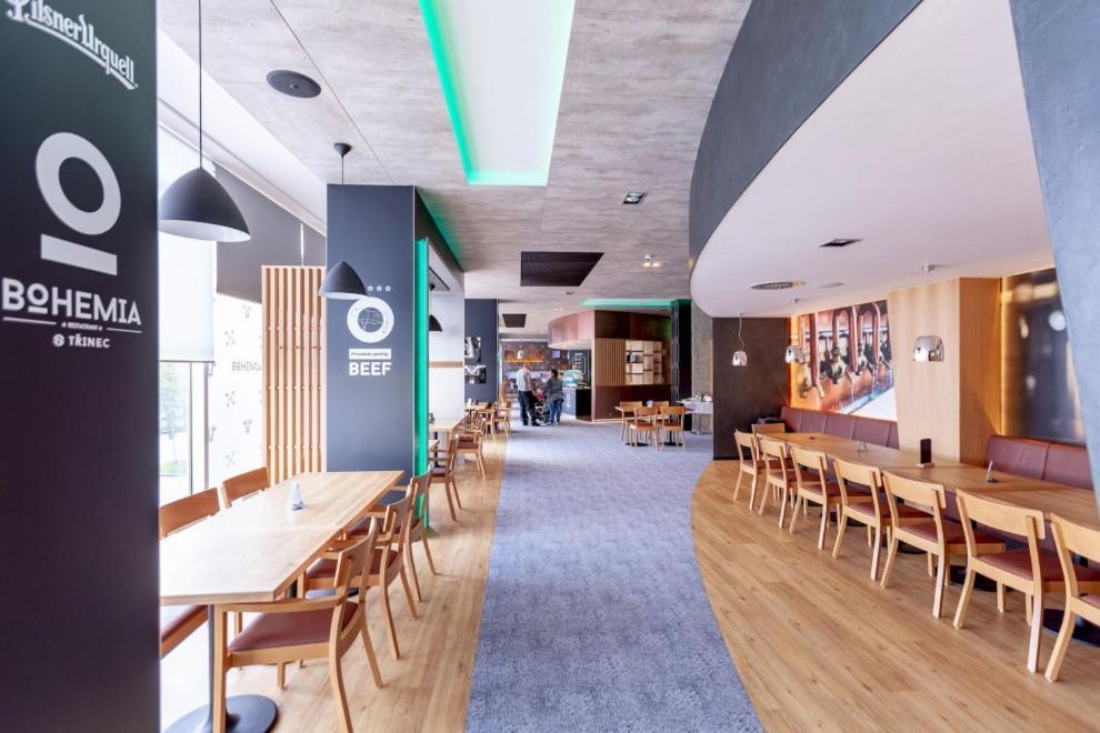 Steelhouse Hotel Тршинец Экстерьер фото