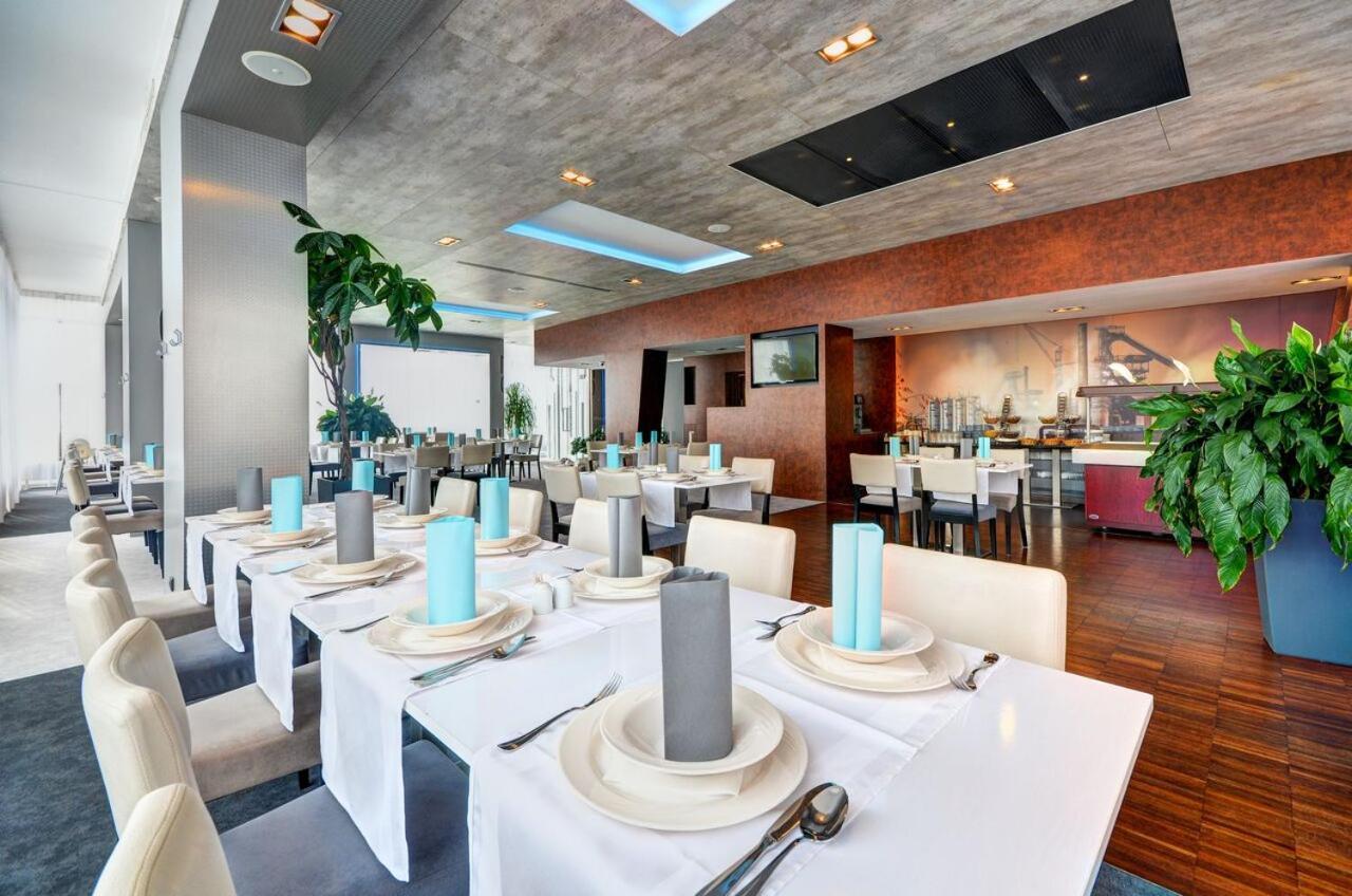 Steelhouse Hotel Тршинец Экстерьер фото