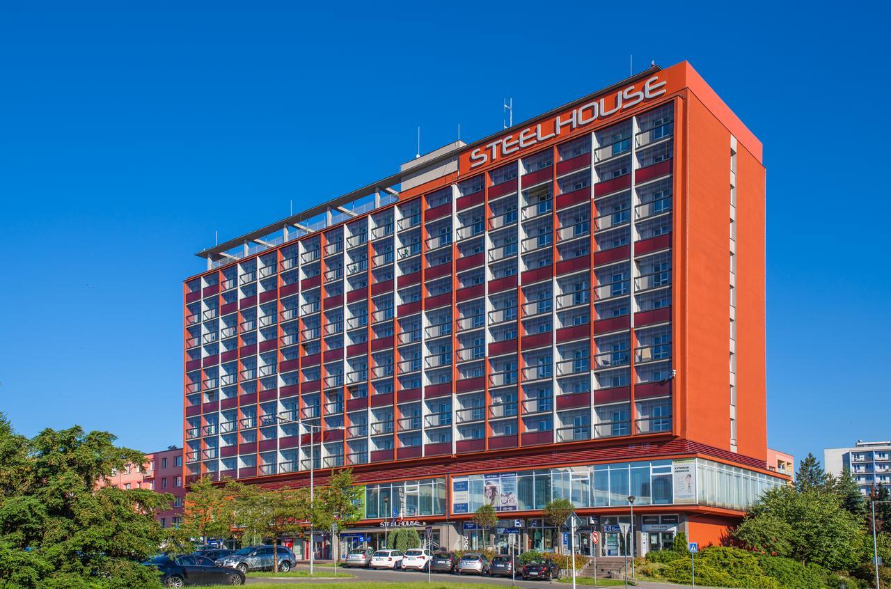 Steelhouse Hotel Тршинец Экстерьер фото